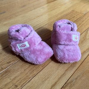 UGG baby crib slipper